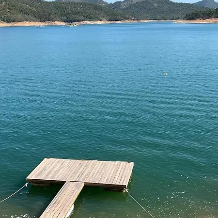 Faraway Ferreira do Zêzere